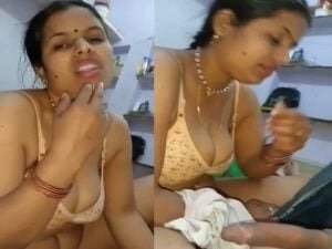 Village wife desi blowjob with cleavage goes viral